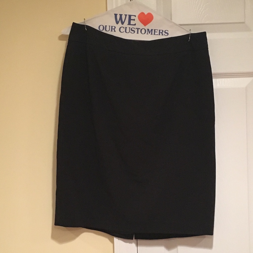 Black pencil skirt